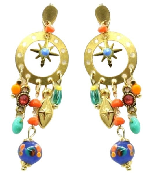 Boucles d'oreilles, puce en acier doré, perles filée en verre de murano bleu, décor orangé, pampilles couleur corail