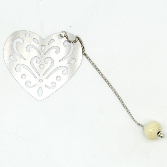 Marque-page coeur ivoire